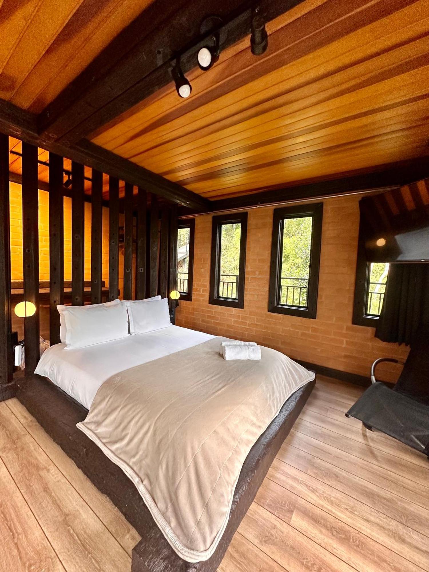 Casa Container 80 Hotel Campos do Jordao Exterior photo