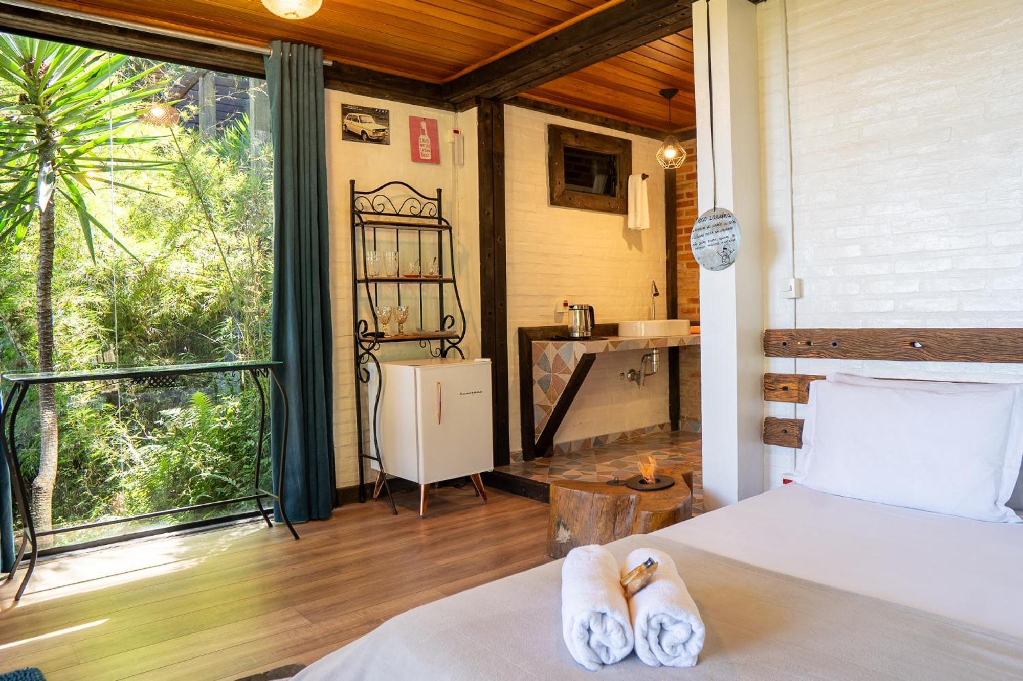 Casa Container 80 Hotel Campos do Jordao Exterior photo